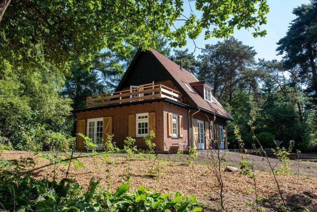 Fantastisch Familiehuis Met Grote Tuin I Bosrijk Lunteren Zewnętrze zdjęcie